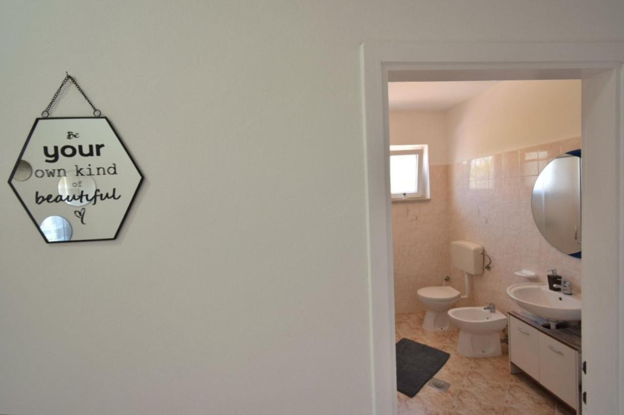 Apartman Fuma ロヴィニ エクステリア 写真